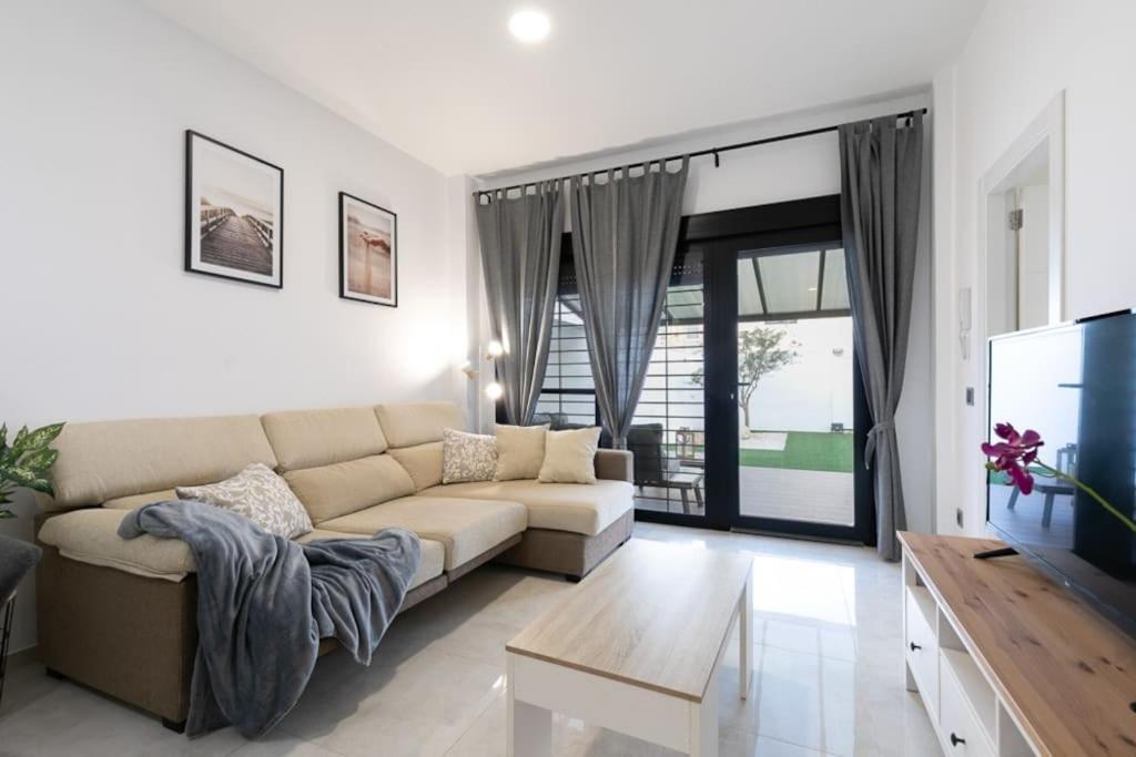 Villa The Butterfly House Rafelbunol Esterno foto